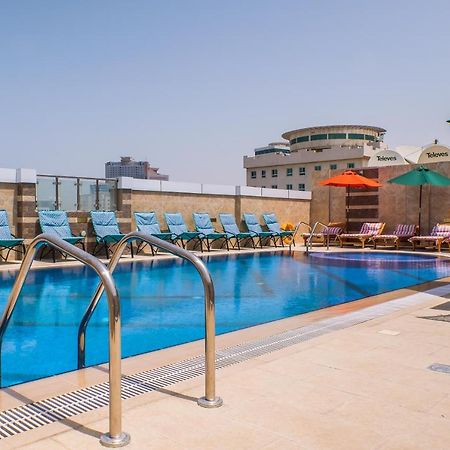 Crystal Plaza Al Majaz Hotel Sardzsa Kültér fotó