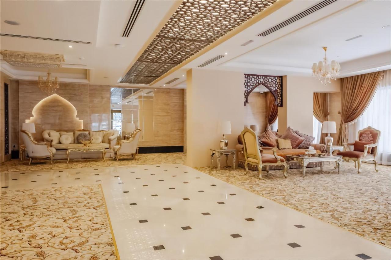 Crystal Plaza Al Majaz Hotel Sardzsa Kültér fotó