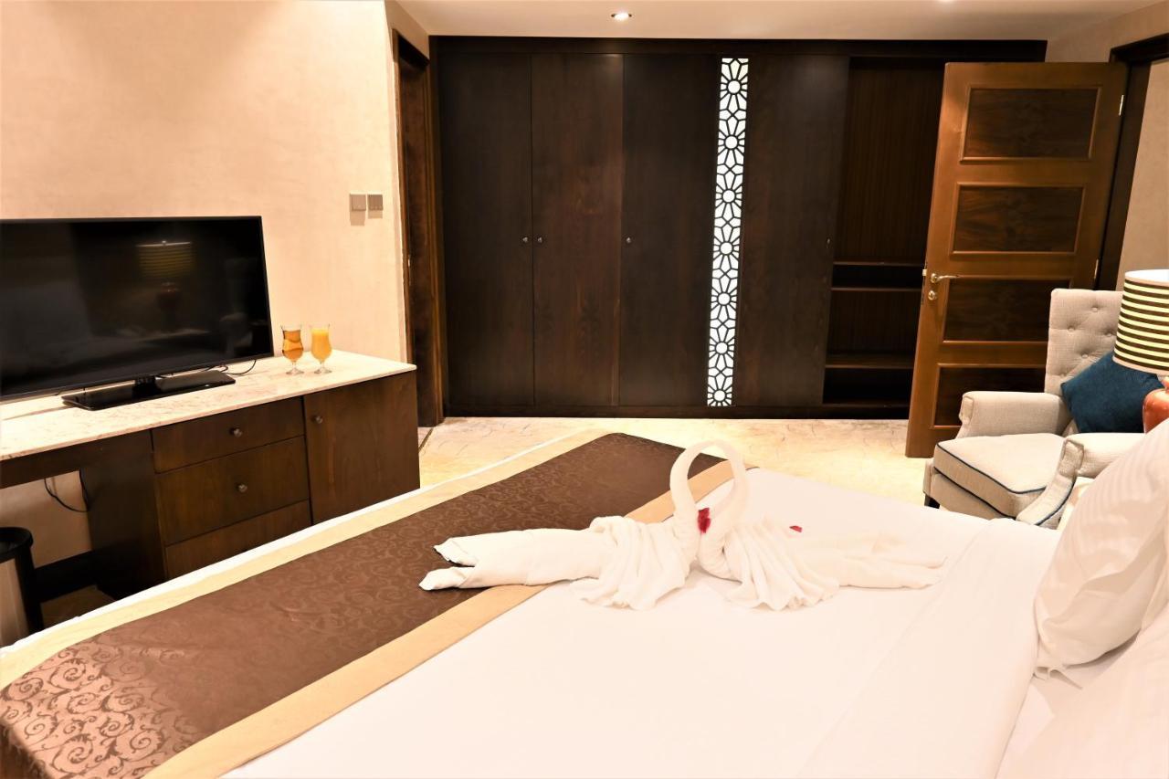 Crystal Plaza Al Majaz Hotel Sardzsa Kültér fotó